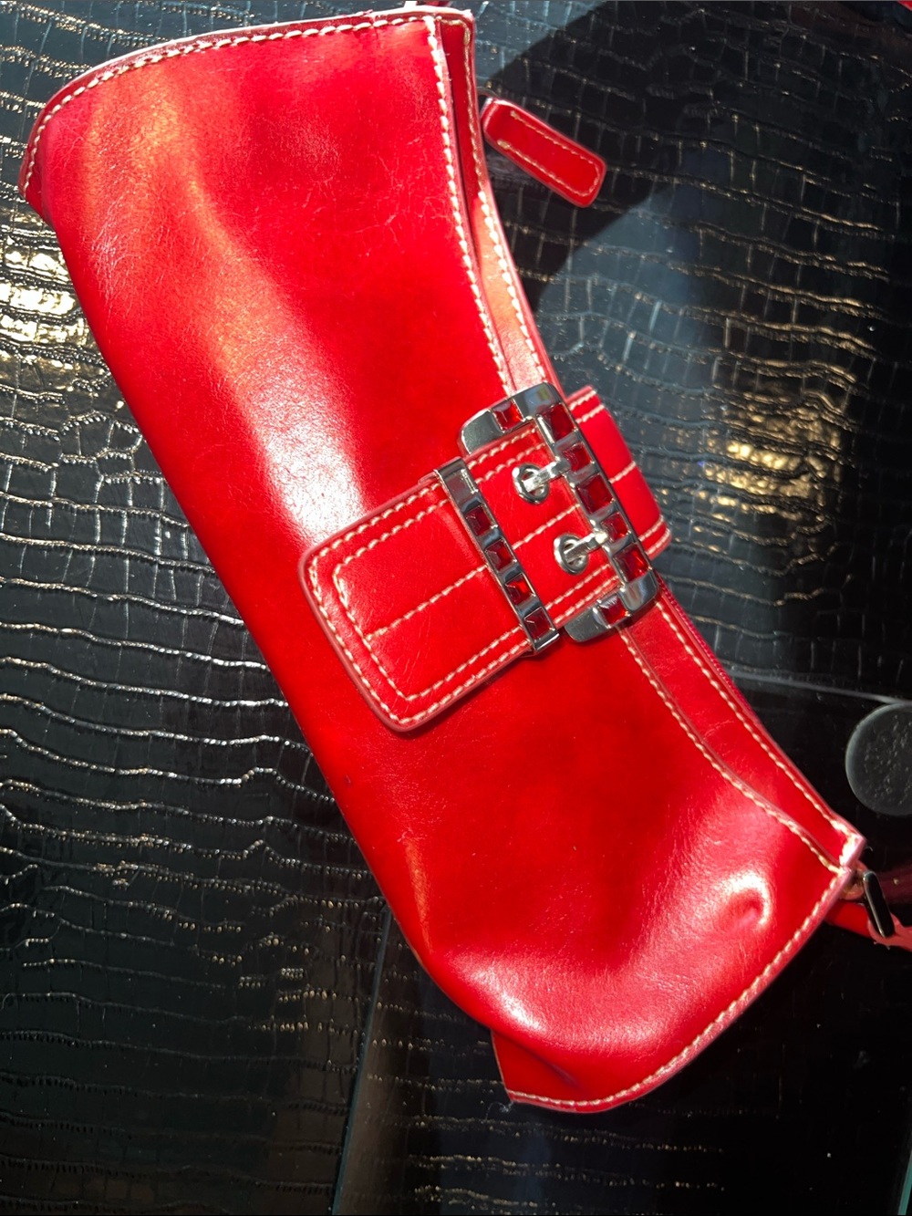 🍒 Radiant Ruby Nine West Jeweled Buckle Bag 🍒